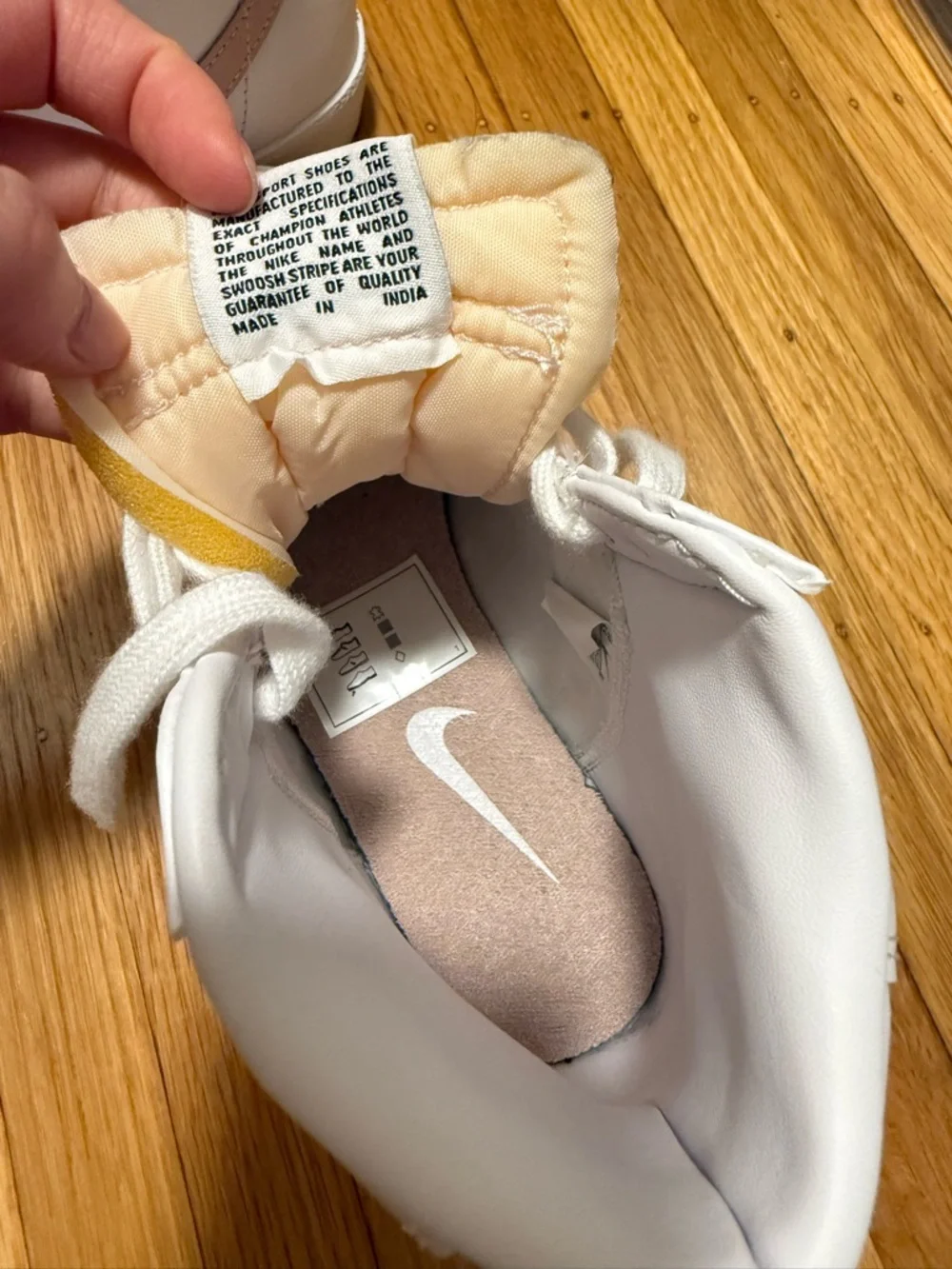 Nike Kids High-Top Sneakers in White and Blush Pink - Picture 3 of 4